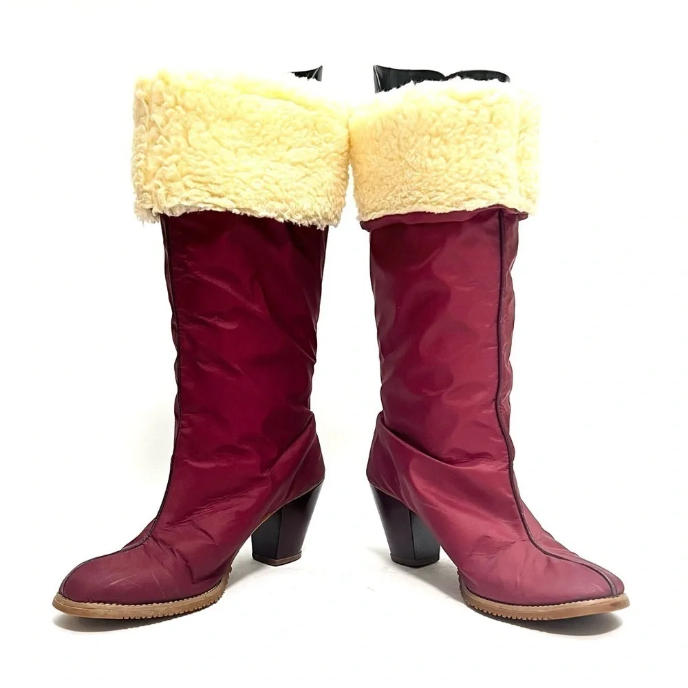 Vintage 1970s maroon nylon faux shearling fold over heeled winter snow boots